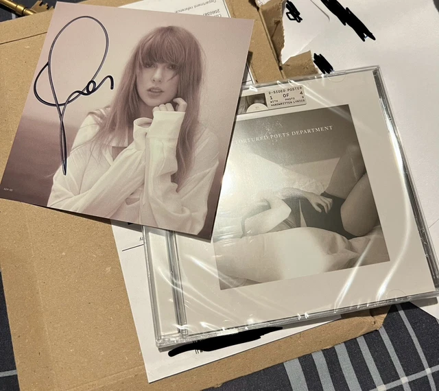 TAYLOR SWIFT The Tortured Poets Department CD with HAND SIGNED PHOTO