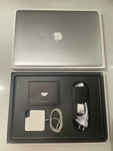 Apple Macbook PRO 15,4" Retina - A1398 - 2,4 GHz IntelCore i7 2760QM 8 GB 256 GB