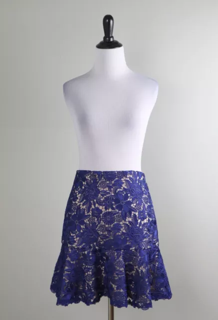 ALICE + OLIVIA $265 Delma Guipure Lace Beige Lined Flared Mini Skirt Size 2 2