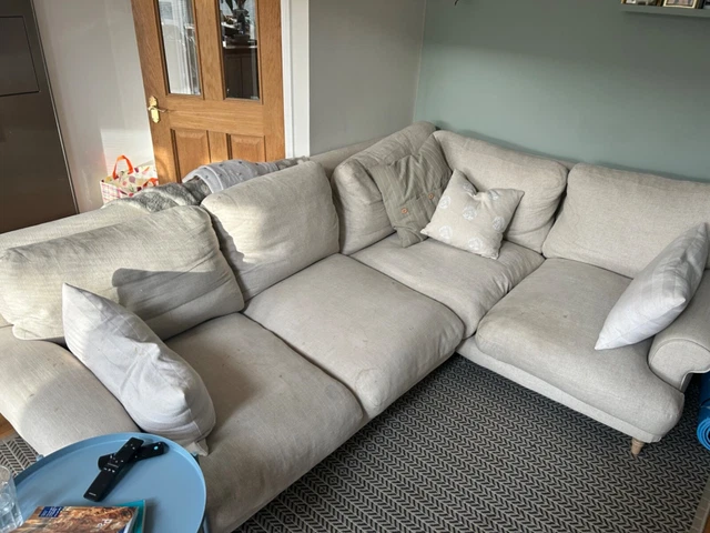 USED LARGE RIGHT Hand Slowcoach Corner Sofa in Thatch house