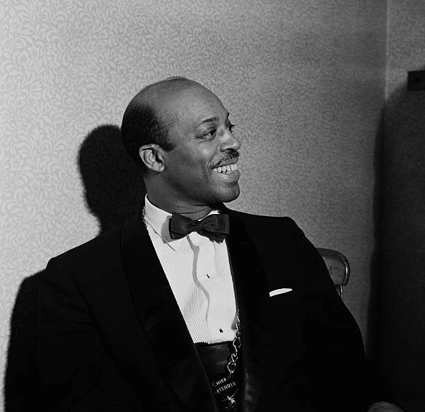 AMERICAN JAZZ DRUMMER Jo Jones Circa 1960 1 Jazz Music Old Photo 9.00