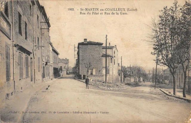 Cpa 42 Saint Martin En Coailleux Rue Du Pilat Et Rue De La Gare