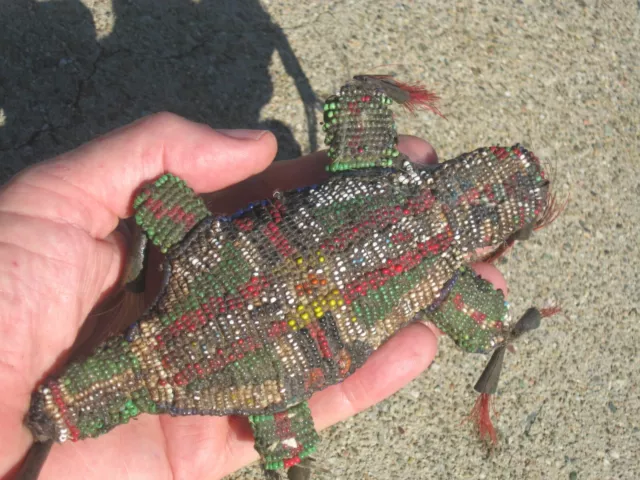 c1900 PLAINS BEADED LIZARD EFFIGY FETISH SINEW TIED NATIVE AMERICAN INDIAN LOW$!