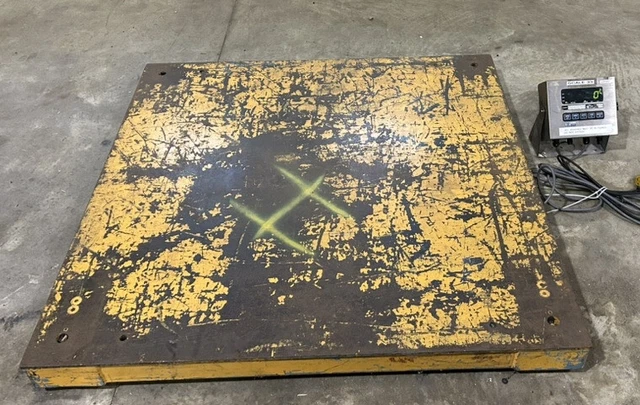 GSE Scale Systems Model 350 w/ 4'x4' platform 5000 lb capacity
