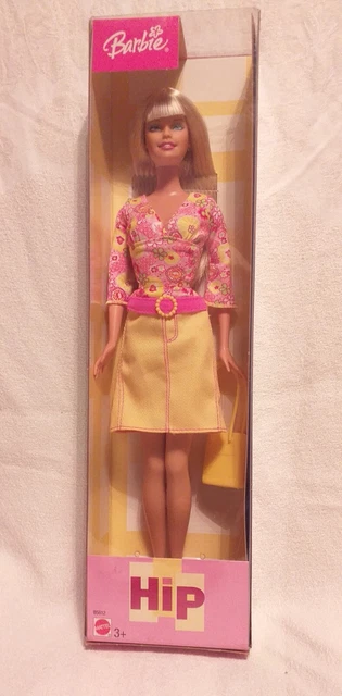 vintage Mattel Bali Barbie 1993 dans sa boite d'origine vintage Mattel Bali Barbie 1993 dans sa boite d'origine