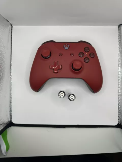Microsoft Xbox One Wireless Controller - Red - Excellent Condition