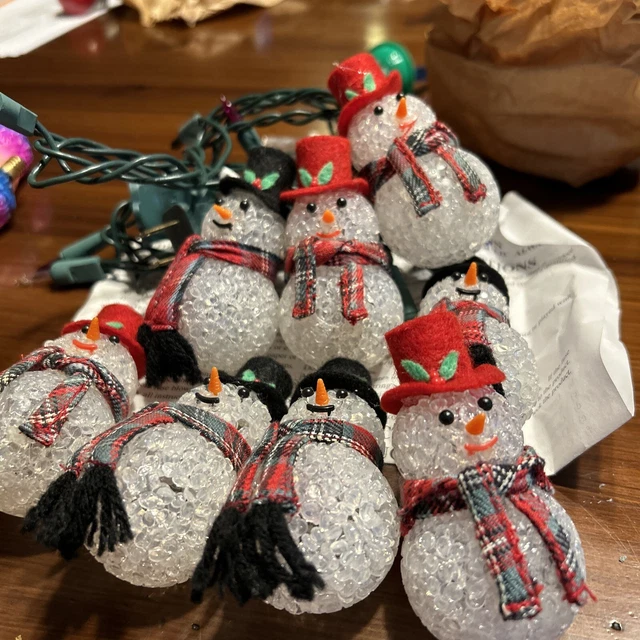vtg set Avon  Chilly Sam and Samantha Cracked Ice Light String Christmas Snowman