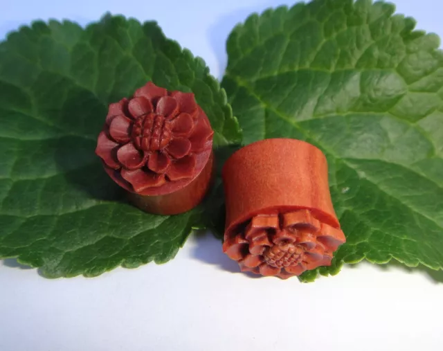 Pair Handcrafted Lotus Daisy Sun Flower Sawo Wood Double Flared Ear Plugs Gauges