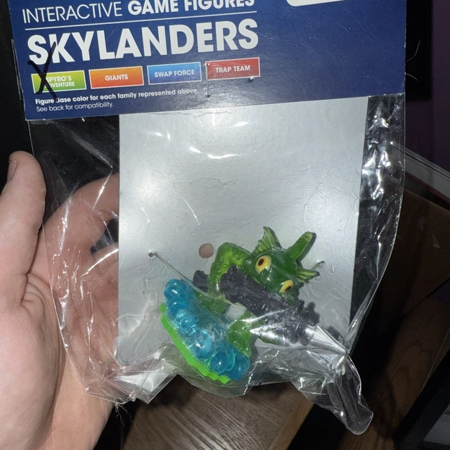 Activision NGF7R-GC492 Skylanders Spyros Adventure Gill Grunt Series 1