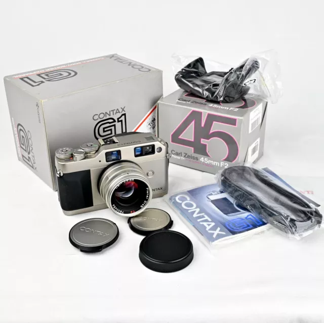 Contax G1 + Carl Zeiss Planar 45mm f/2 + Boxes