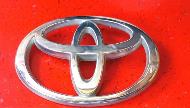 03-08 Toyota Corolla 02-06 Camry Rear Gate Emblem Logo Badge Symbol Used Oem
