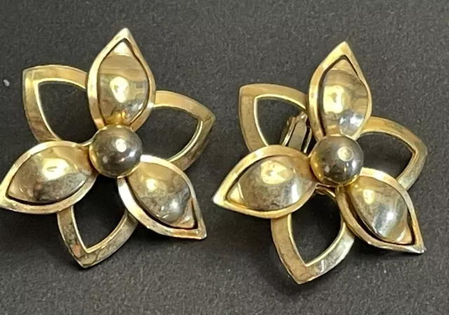 VINTAGE SARAH COVENTRY Goldtone Clip Earrings $5.50 - PicClick