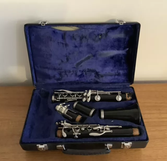 Boosey & Hawkes Regent Clarinet In Case