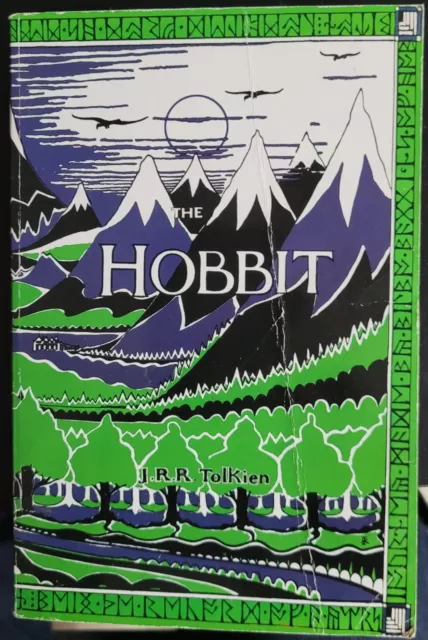 The Hobbit JRR Tolkien, 1995 Pb Colour Illustrations by Author