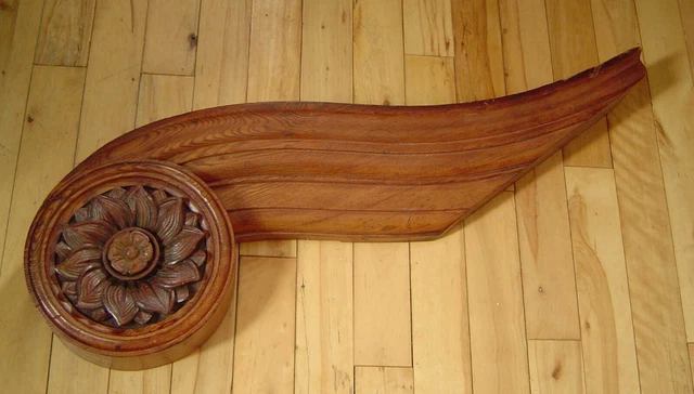 Architectural Salvage Big Carved Oak Wood Fragment Pediment Corbel Element Heavy 3