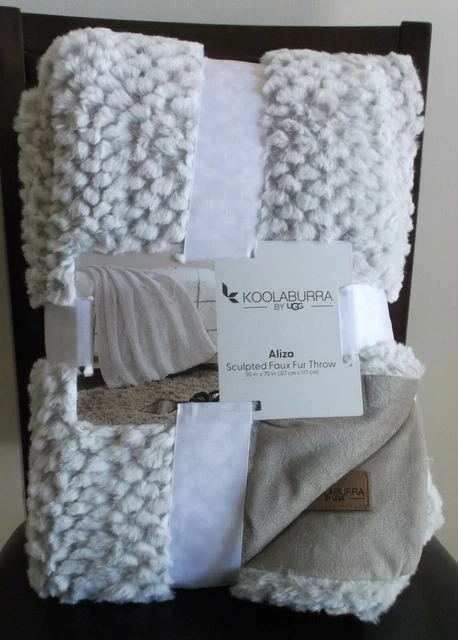 KOOLABURRA BY UGG Aliza Sculpted Faux Fur Silver Lt Grey Throw Blanket New 48.50 PicClick