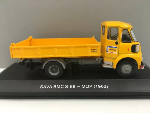 Vehículo De Reparto Sava Bmc S-66 Mop 1962 . Escala 1/43