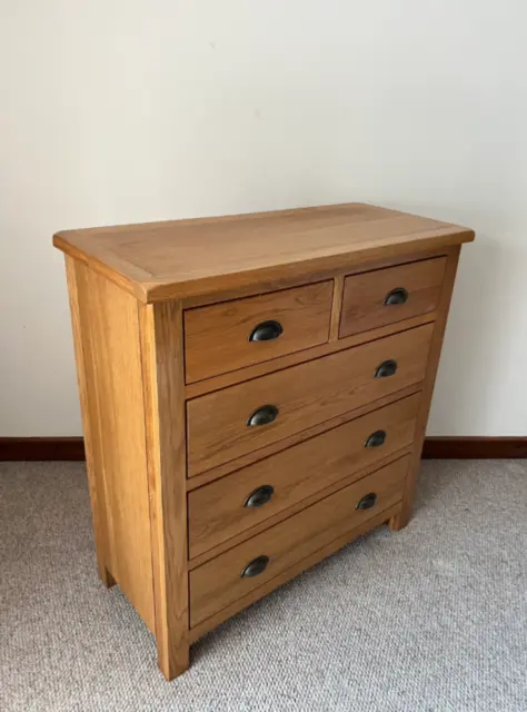 OAK FURNITURE LAND SOLID OAK CHEST OF DRAWERS - METAL HANDLES - 2 over 3 DRAWERS