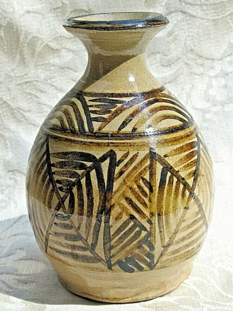 Signed JBT [ JOHN BOSCO TIPILOURA  ] Aboriginal Tiwi Islands Vase Pot Vintage