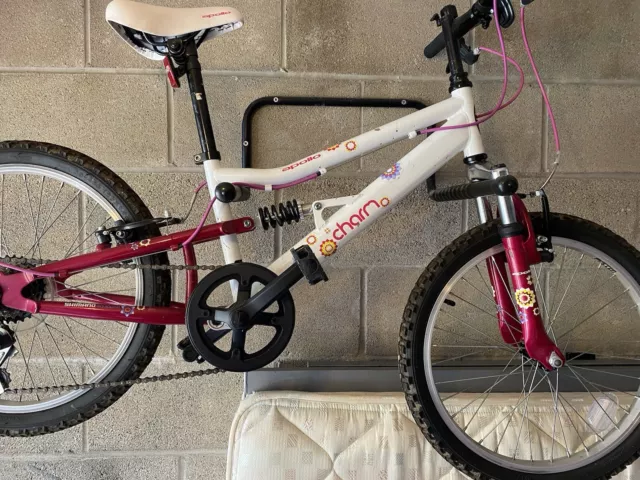 APOLLO CHARM YOUNG Girls Mountain Bike 20 Wheels Full Suspension Peterborough 12.00 PicClick UK