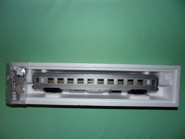 Dev lima dans voitures de voyageurs pour modélisme