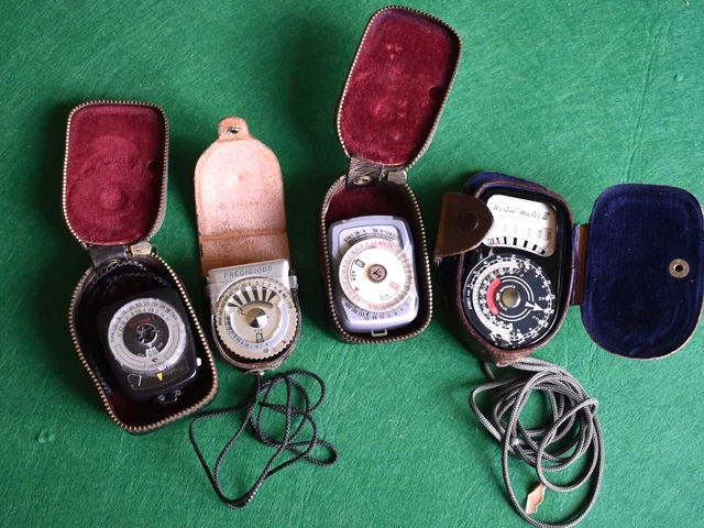 4 Contatori Luce Vintage - 'Gossen, Unitari, Preziosi, Weston - Tutti Funzionanti.
