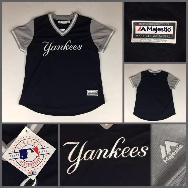 NWT Women's NEW YORK YANKEES Majestic Navy V-Neck Pullover No-Name Jersey Shirt