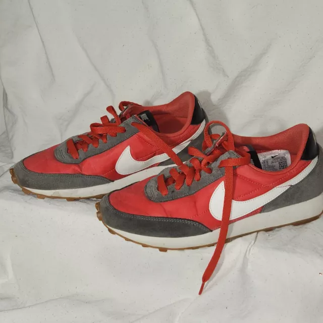 Nike Daybreak ‘Iron Grey Track Red’ Women’s Size 7 Athletic Shoes