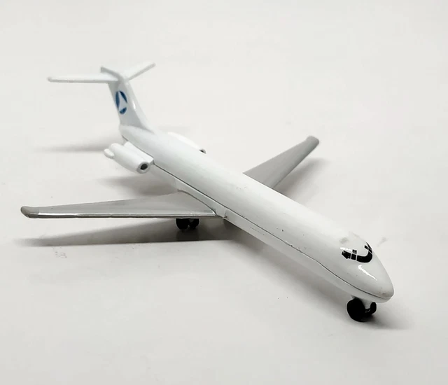 Majorette Airbus 350 Lufthansa 212057980Q02 Avion Jouet Design Original Jouet Avion Env. 11 Cm Blanc Pour Enfants à Partir De 3 Ans
