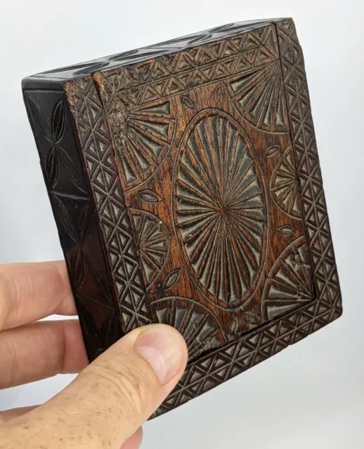17th/18th century Treen Chip Carved Wooden Box - Beautiful Patina Folk Art