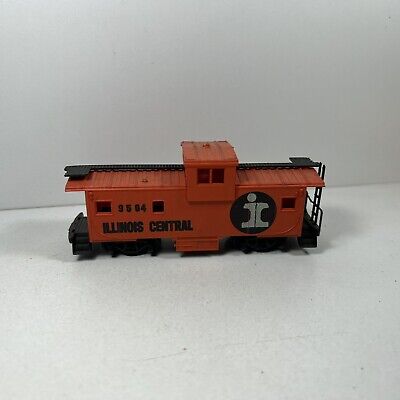 AHM HO Illinois Central Wide Vision Caboose IC # 9504 Model Freight Train Car B
