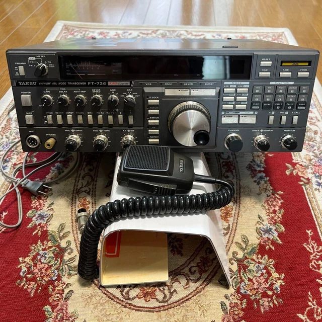 YAESU FT-736 ÉMETTEUR-RÉCEPTEUR multi-bande HF/VHF/UHF haute puissance ...