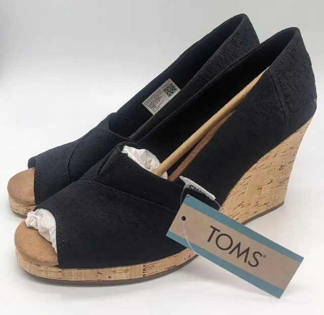 TOMS* Womens Classic Wedge* Black Scattered Woven Peep Toe heels* size 7M* NWOB*