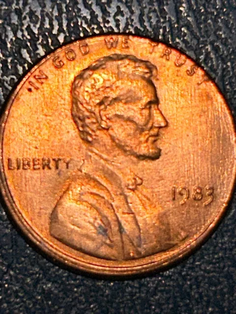1983 Lincoln cent error.Lincoln has a floating "head" and off center