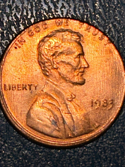 1983 Lincoln cent error.Lincoln has a floating "head" and off center