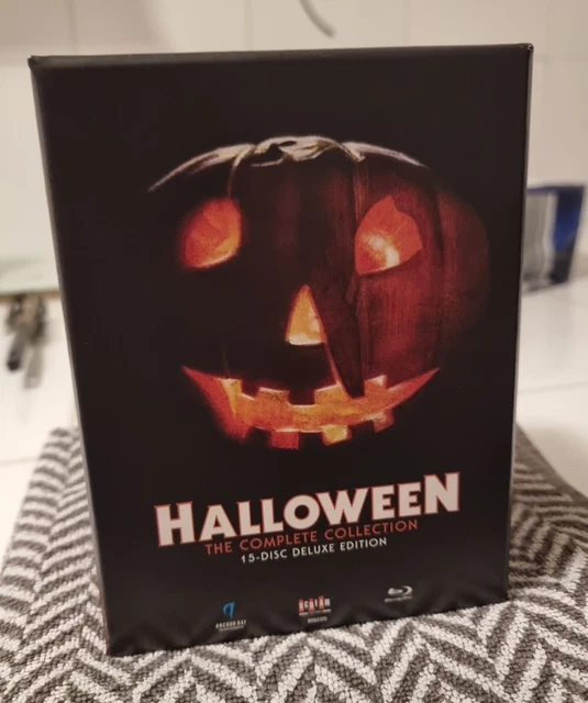HALLOWEEN COMPLETE COLLECTION Blu Ray (RegionA)(Read Description