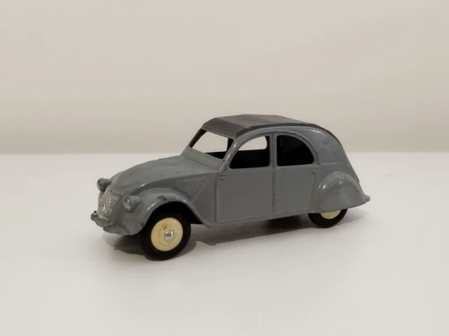 Dinky Toys 1:43 - 1 - Model car - 2CV Citroën - ref. 24T