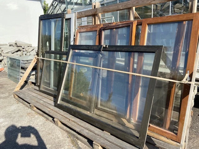 Fenster Rahmen Holzfenster Kunststofffenster 13 Stück versch. Materialien