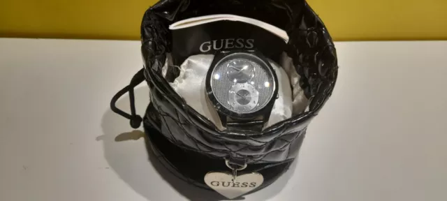 Montre GUESS double fuseau Horaires Bracelet Cuir