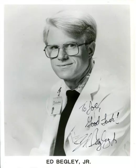 Ed Begley Jr Dédicacé Inscrit 8X10 B&w Photo Ap 135 St Ailleurs