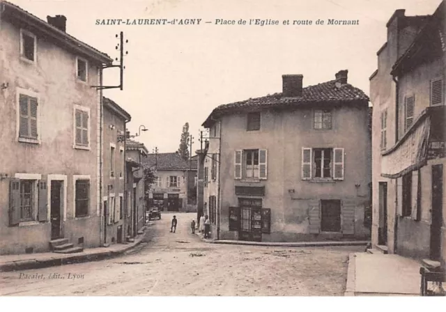 69 - n°150699 - saint-laurent-d'agny - place de l'eglise et route de mornant