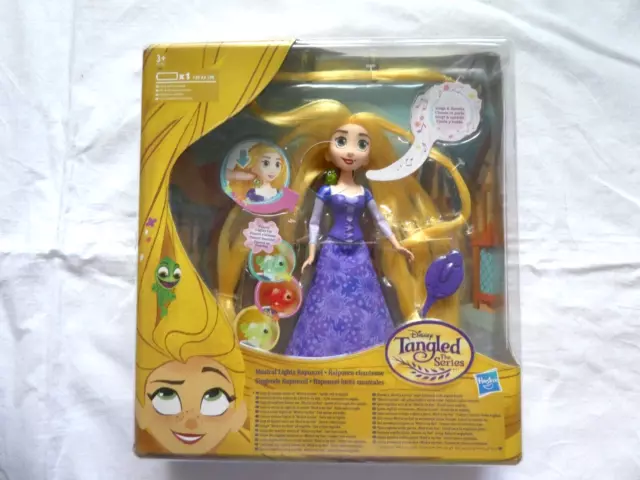 Hasbro Disney Rapunzel - Die Serie C1752EW0 - singende Rapunzel, Puppe