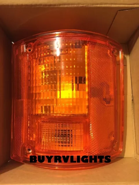 Monaco Monarch 2004 2005 Right Passenger Rear Turn Signal Tail Light Lamp Rv