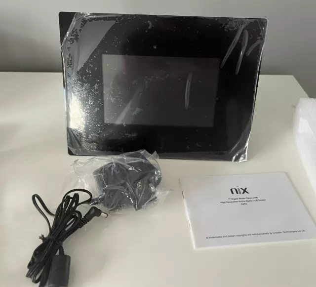 NIX X07A 7 inch 16:10 Hi-Res Active Matrix LCD Digital Photo Frame unused in box