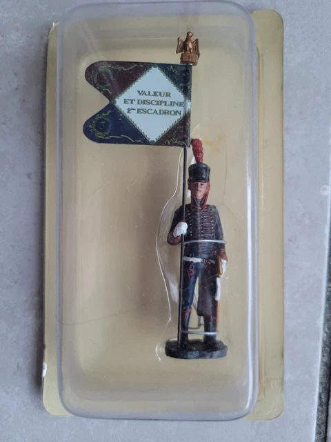 SOLDAT DE PLOMB Officier Porte drapeau Armée d'Afrique - Plomb creux