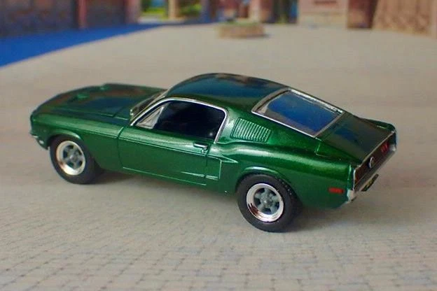 Ford Mustang GT 1968 Steve McQueen Bullitt – Yat Ming 1/43, Métal, Vert – Occasion
