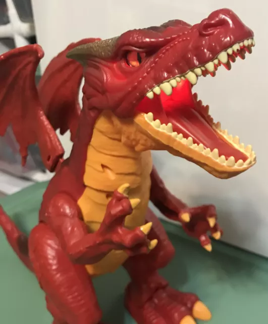 Zuru Robo Alive Fire Breathing Red Dragon Roars and Walks Battery Powered 10.5"