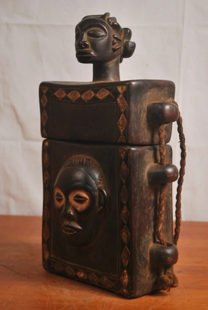 African Tribal Art,Amazing hevy chokwe box from congo DRC. 4