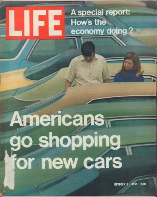LIFE OCTOBER 8,1971 Americans Shop for New Cars / African Elegance ...