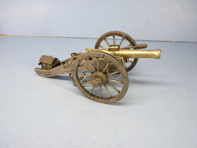 Canon de 75 avec attelage - Vidéo